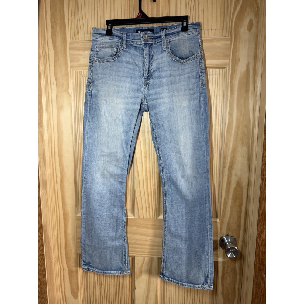 BKE Men's Jake 31x30 Bootcut Light Stone Wash Blue Denim Jeans Button Zip Cotton